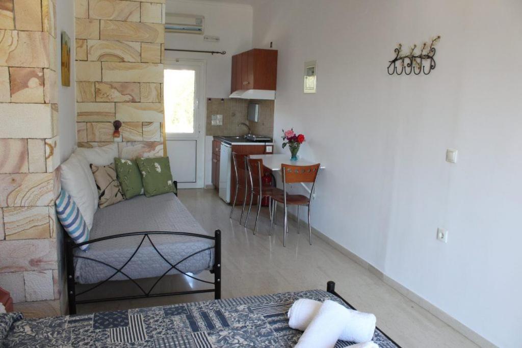 Twins Apartments Никиана Экстерьер фото
